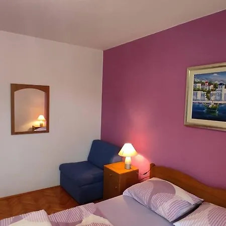 Maya Balcony Apartment *