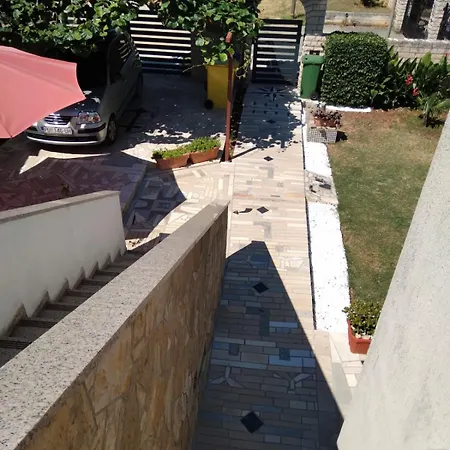 Maya Balcony 아파트
